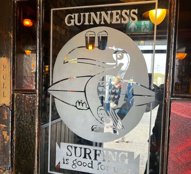 Guinness-Mirror