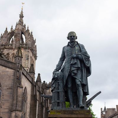 Statue in Edinburgh